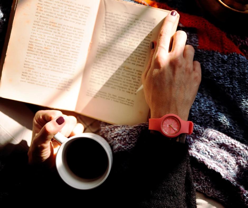 Împreună cu partenerii noștri de la Librărie.net am făcut o listă de cărți motivaționale, din domeniul dezvoltării personale,  care te vor ajuta să îți explorezi relația cu sinele tău, dar și