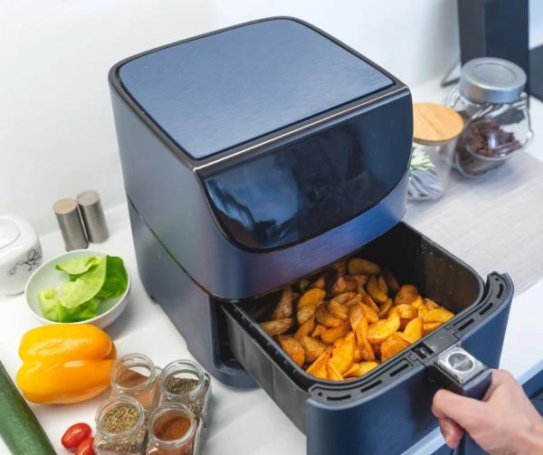 Vrei un air fryer bun? Află cum îl alegi corect, ce greșeli să eviți și care sunt cele mai bune modele din 2025.