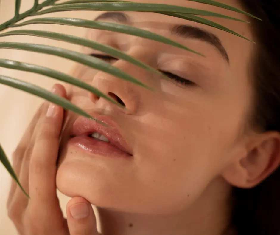 Cum sa aleg cea mai buna crema pentru tenul meu? Completeaza-ti rutina de ingrijire a pielii alaturi de cosmetice naturale certificate organic de la Mayie - Imagine 17